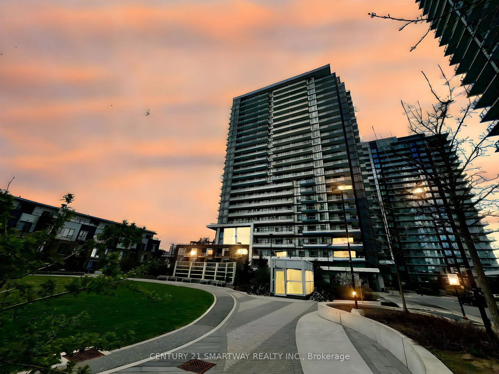 2560-eglinton-avenue-w-w-mississauga-ontario-w12300567