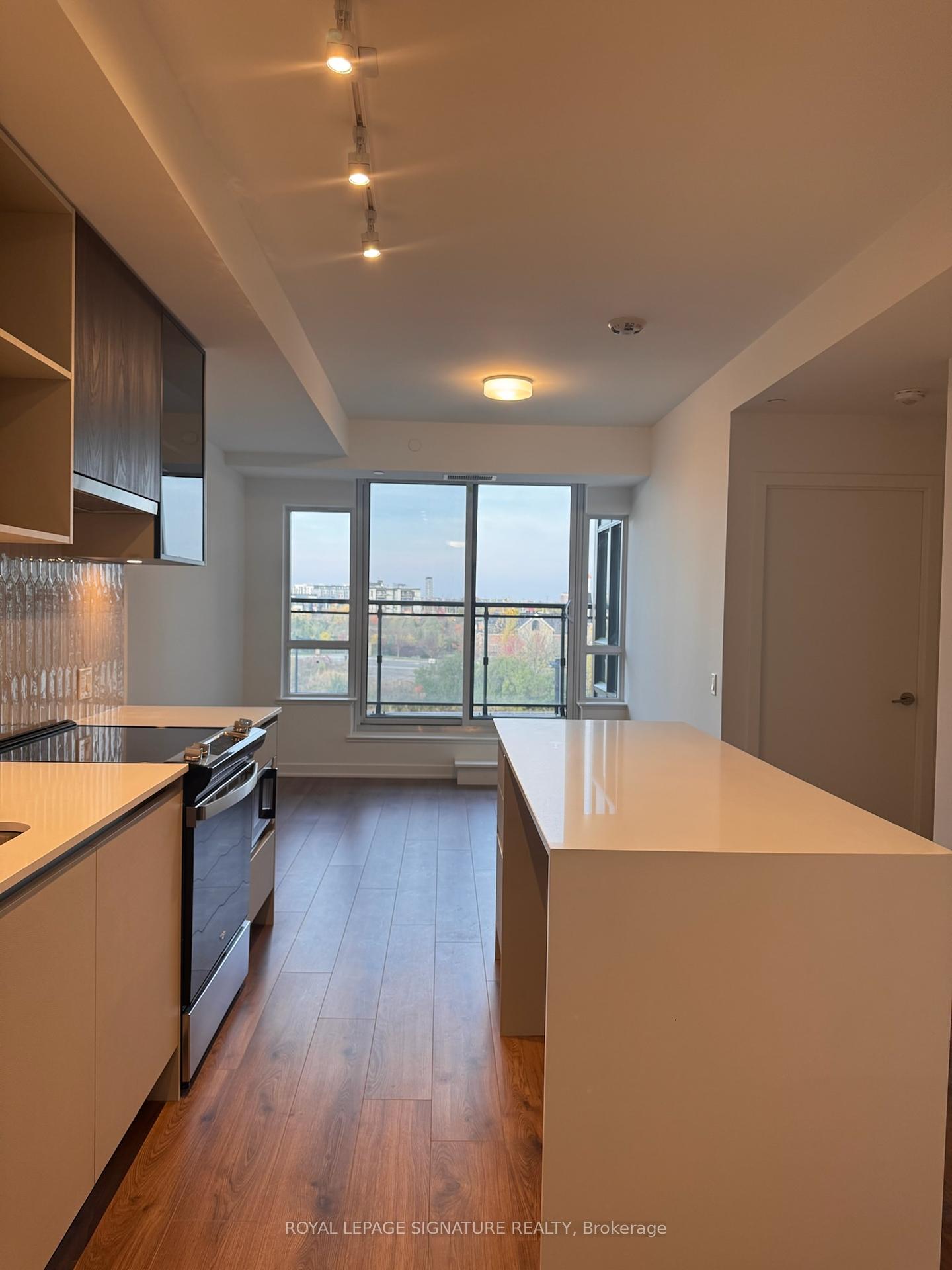 395-dundas-street-w-w-oakville-ontario-w12300604