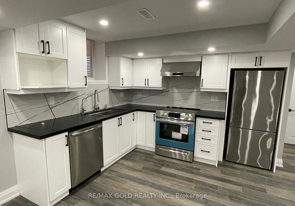 47-oconnor-crescent-brampton-ontario-w12300636