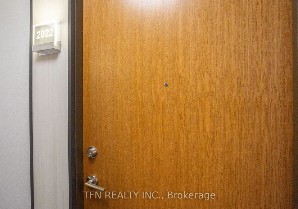 30-shore-breeze-drive-etobicoke-ontario-w12300868