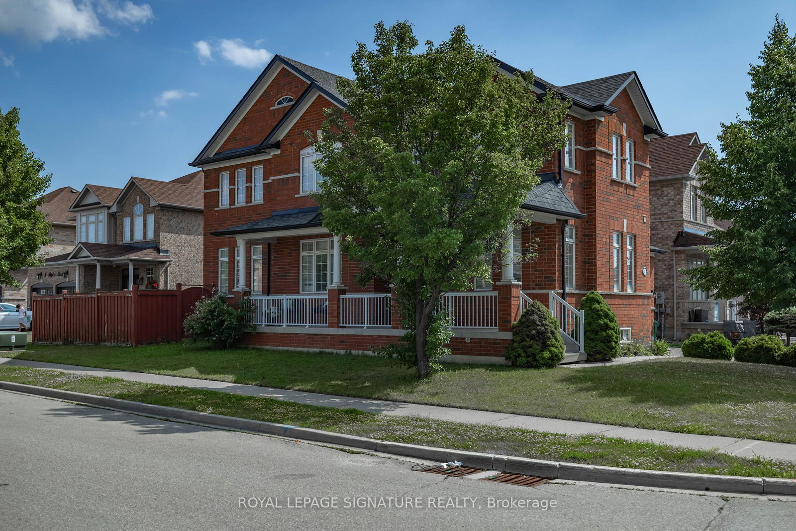 1-skylar-circle-brampton-ontario-w12300965