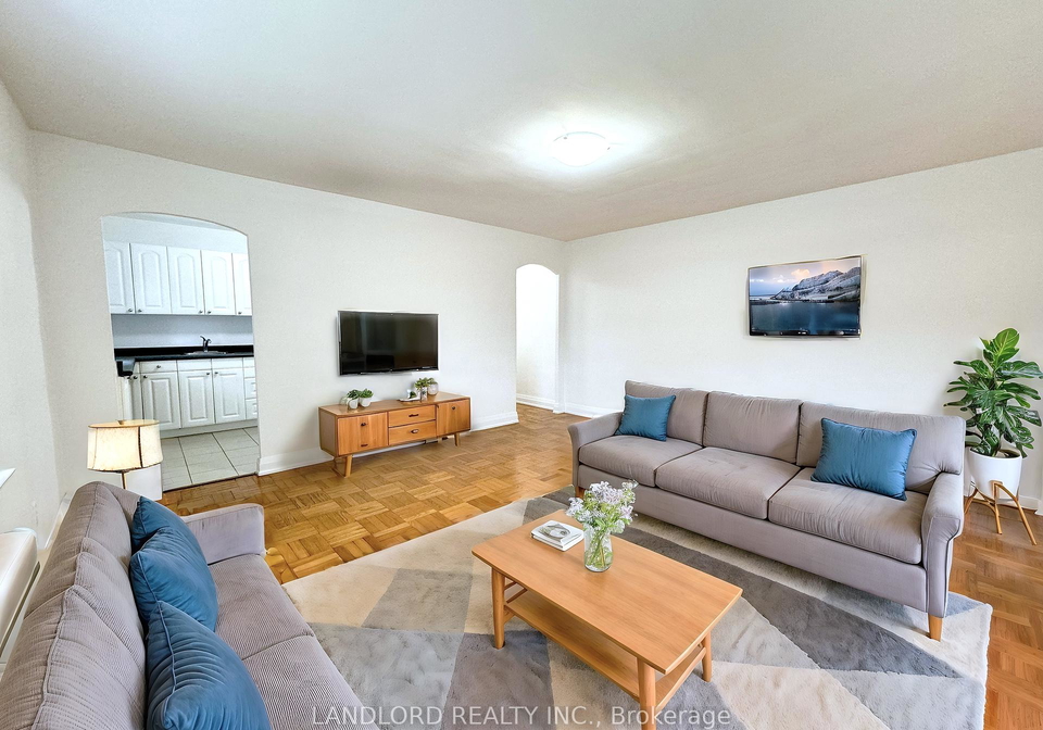 2696-lake-shore-boulevard-w-w-etobicoke-ontario-w12300973