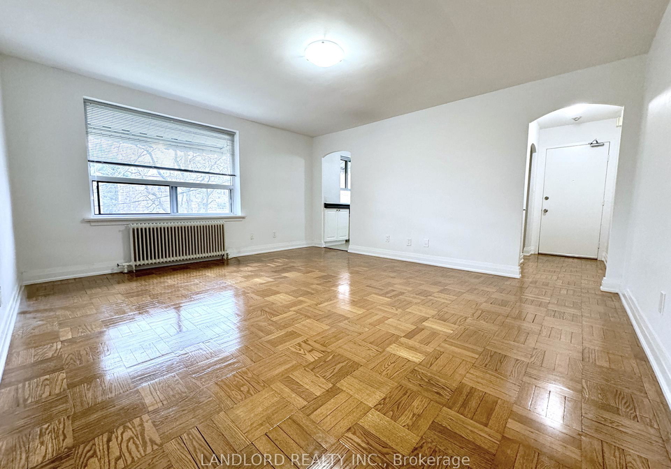2696-lake-shore-boulevard-w-w-etobicoke-ontario-w12300973