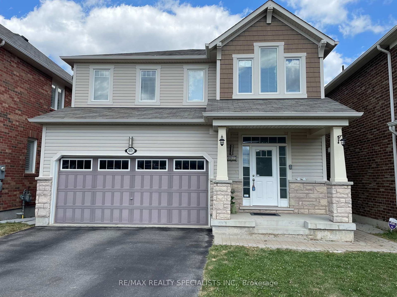 1025-tock-close-milton-ontario-w12301168