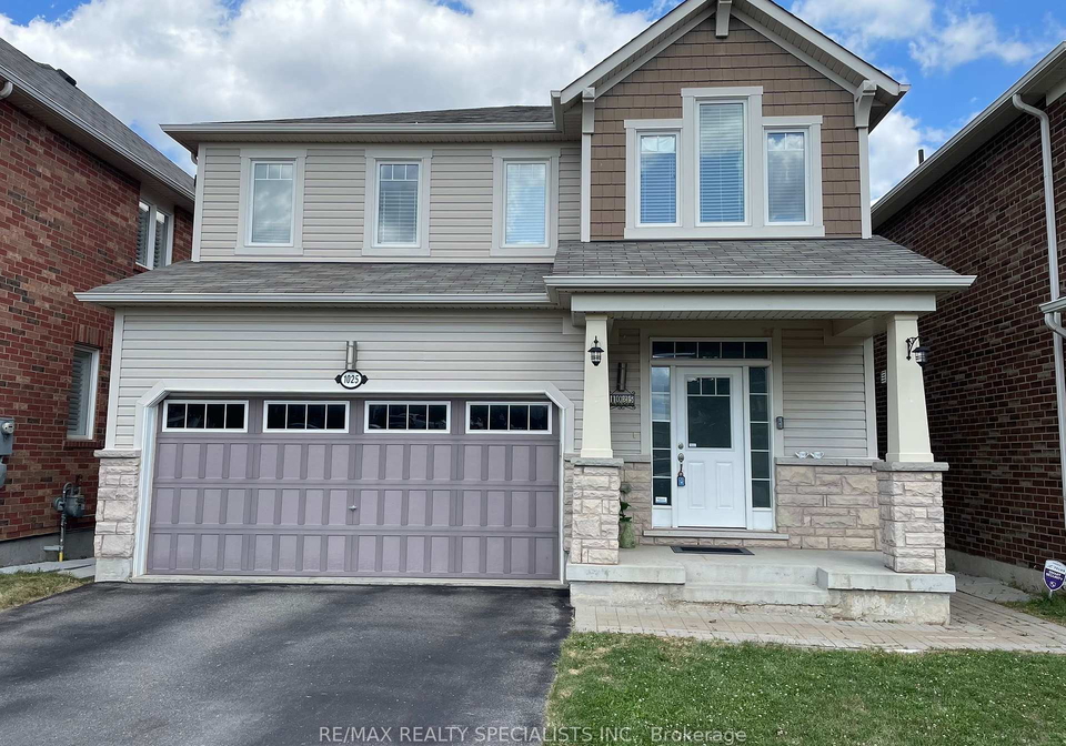 1025-tock-close-milton-ontario-w12301168