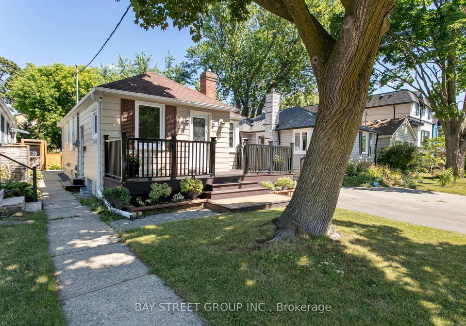 140-hillside-avenue-etobicoke-ontario-w12301261