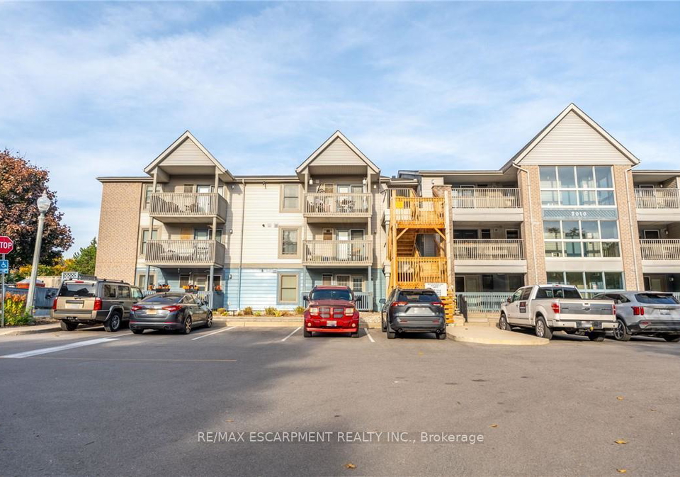 2010-cleaver-avenue-burlington-ontario-w12301324