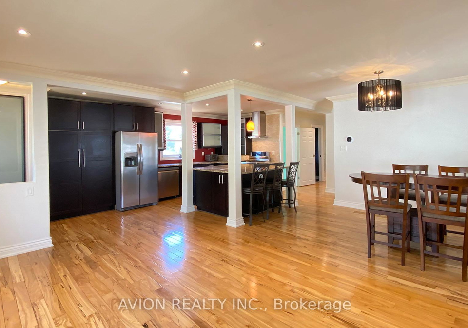1480-pembroke-drive-oakville-ontario-w12301460