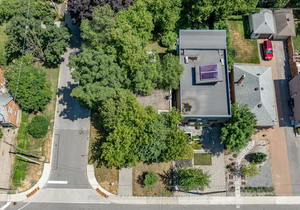 101-south-kingsway-na-toronto-ontario-w12301491