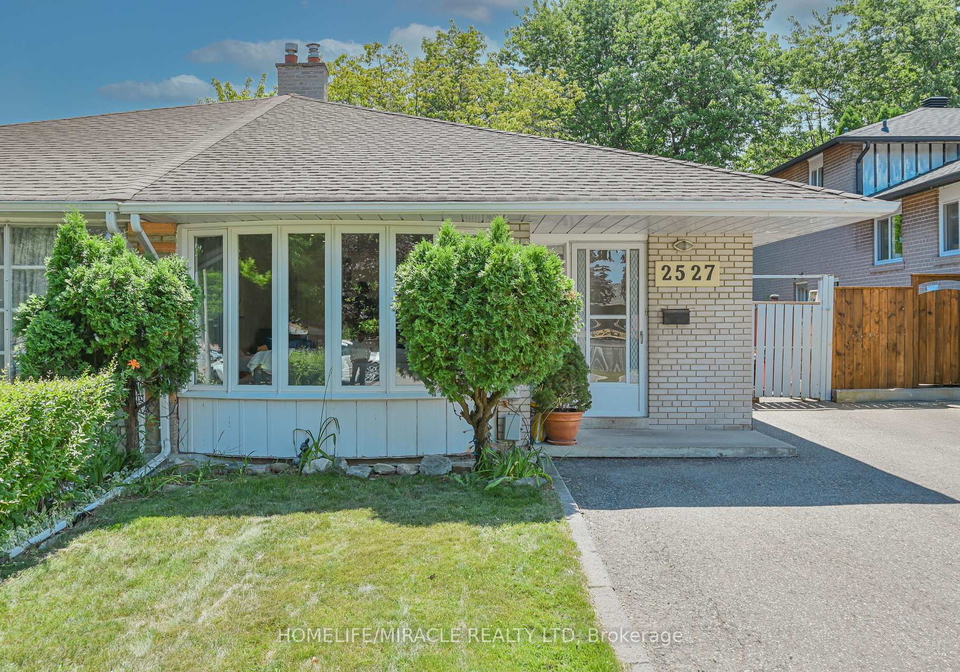 2527-padstow-crescent-mississauga-ontario-w12301800