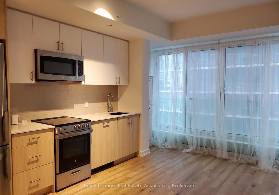 1195-the-queensway-na-etobicoke-ontario-w12301885