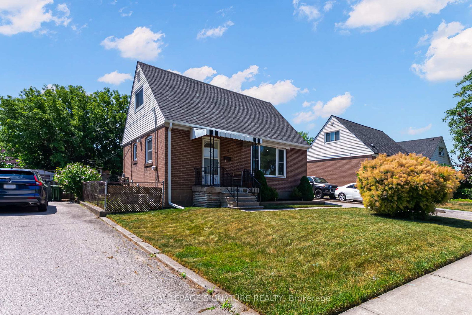 5-densmore-avenue-etobicoke-ontario-w12302125