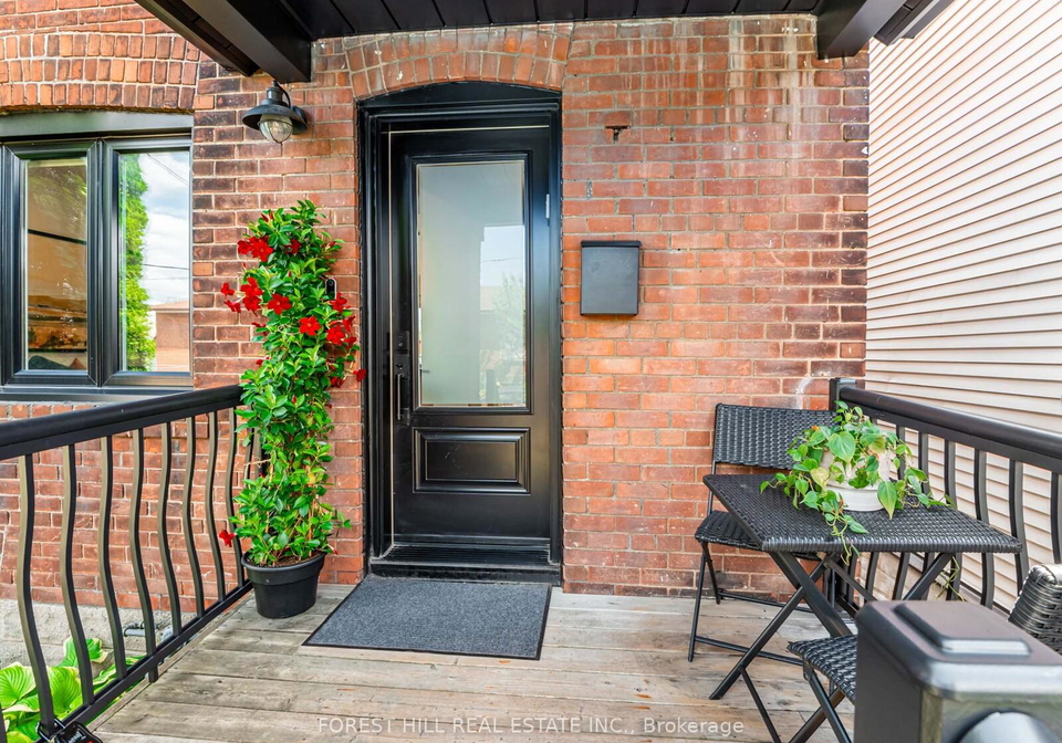 9-eversfield-road-toronto-ontario-w12302231