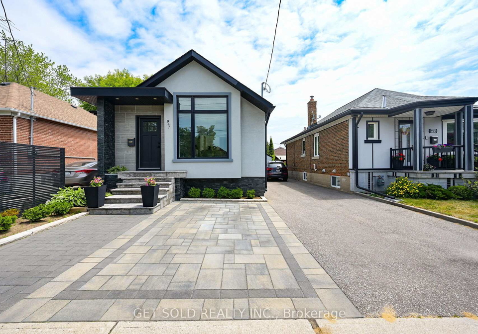 947-islington-avenue-etobicoke-ontario-w12302259