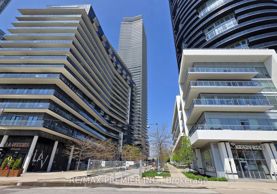 38-annie-craig-drive-etobicoke-ontario-w12302457