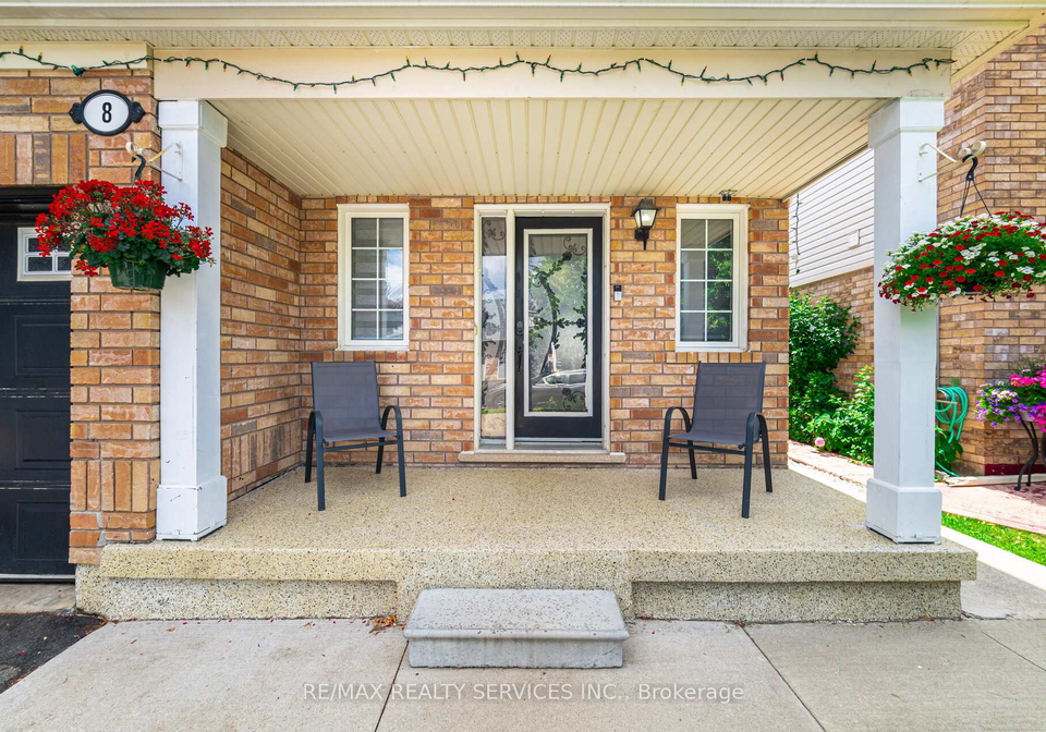 8-sweetwood-circle-brampton-ontario-w12302467