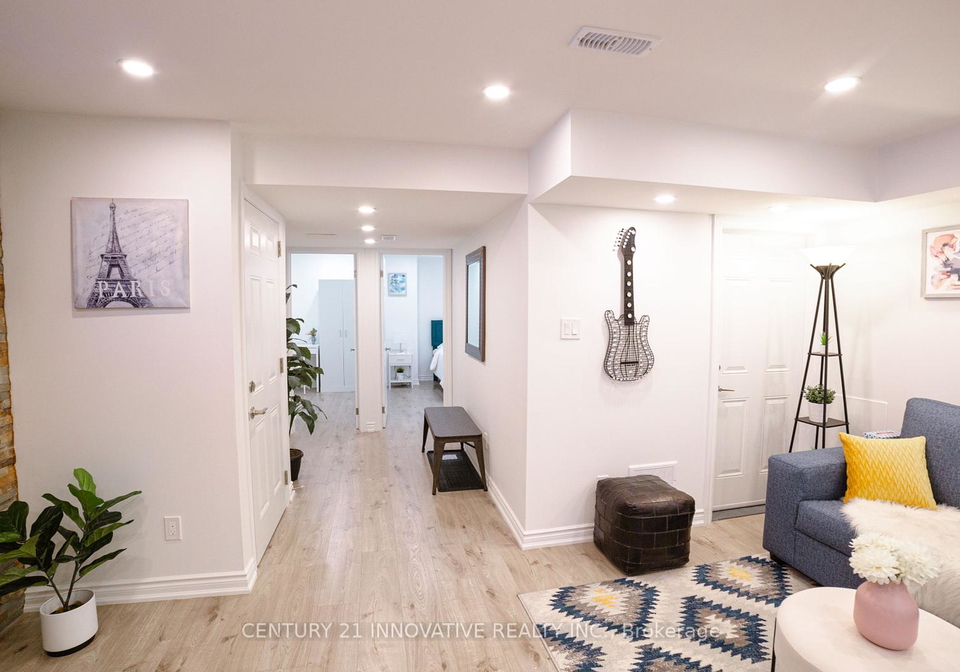 3045-max-khan-boulevard-oakville-ontario-w12302527