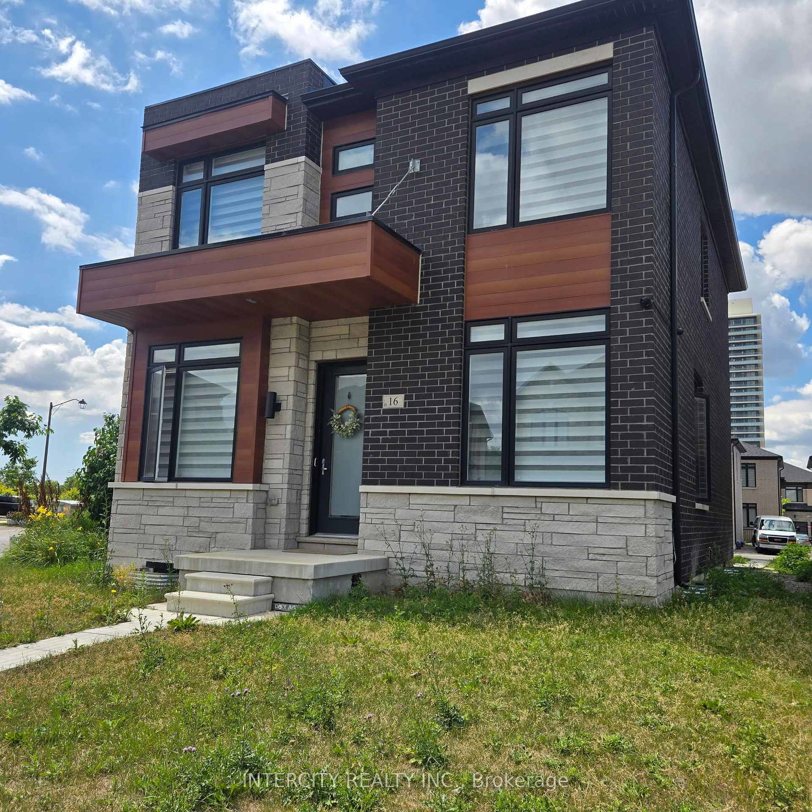 16-moorcroft-place-brampton-ontario-w12302559