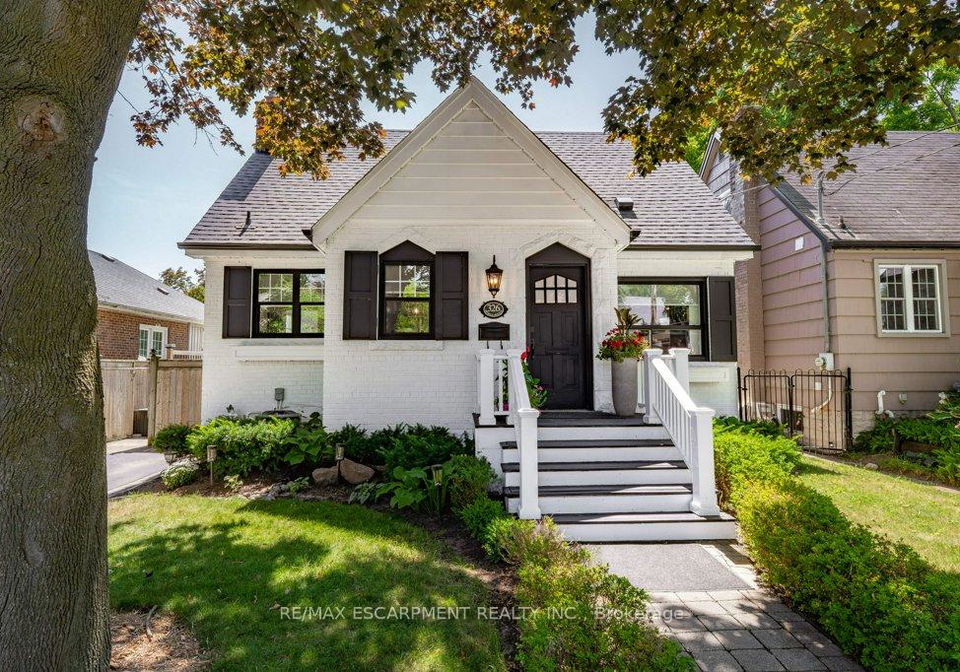 326-seneca-avenue-burlington-ontario-w12302564