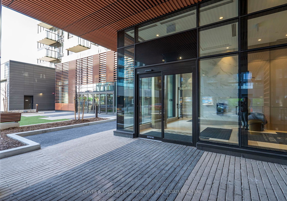 1415-dundas-street-e-e-oakville-ontario-w12302705