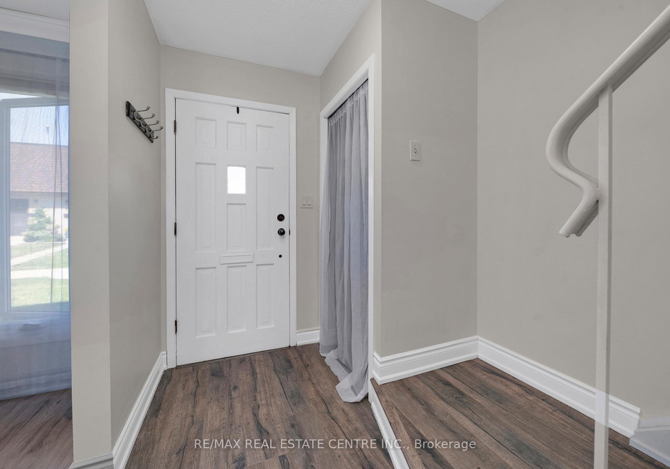 20-mountainview-road-s-s-halton-hills-ontario-w12302758