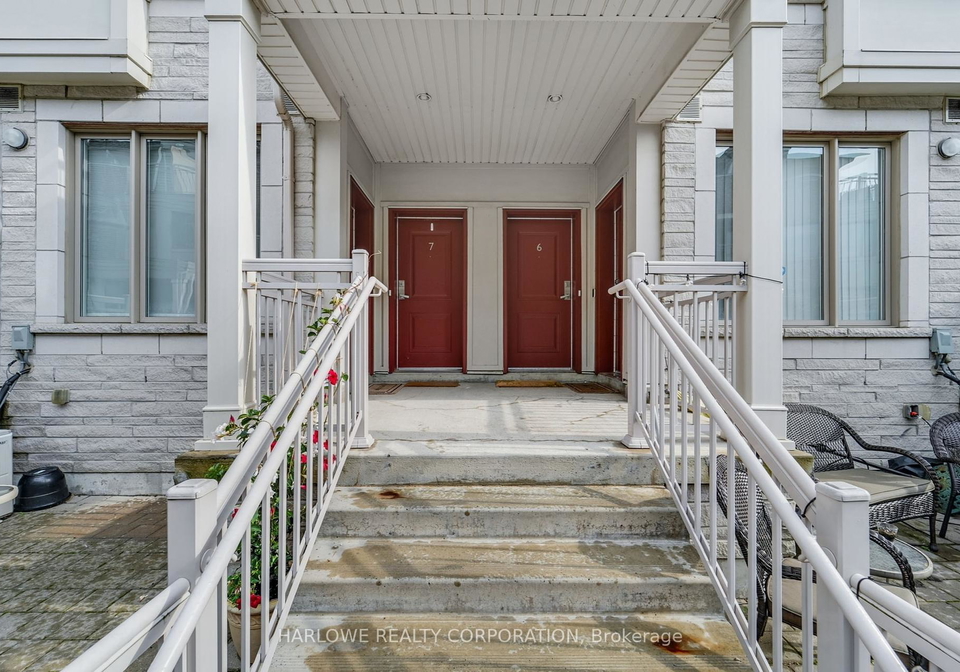 125-long-branch-avenue-etobicoke-ontario-w12303253