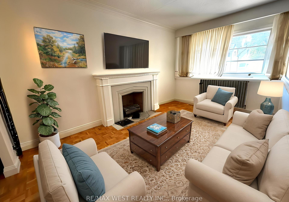 218-burnhamthorpe-road-etobicoke-ontario-w12303325