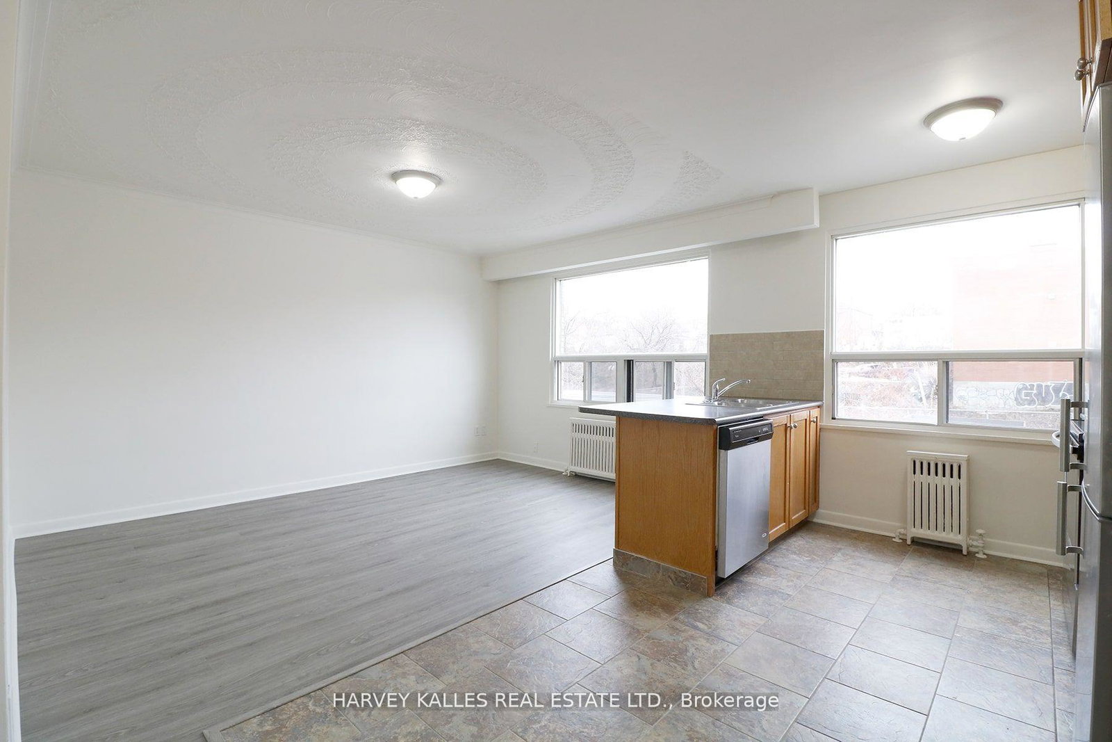 500-gilbert-avenue-toronto-ontario-w12303433