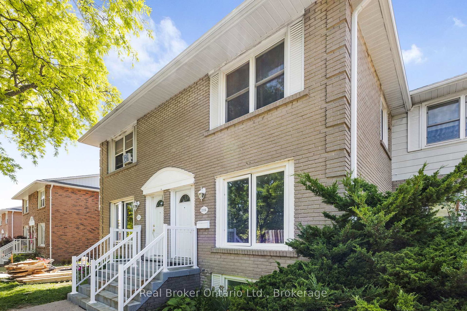 2111-meadowbrooroad-burlington-ontario-w12303601