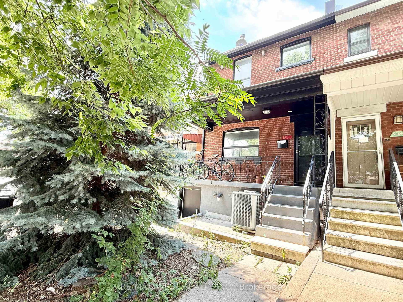 534-gladstone-avenue-toronto-ontario-w12303811