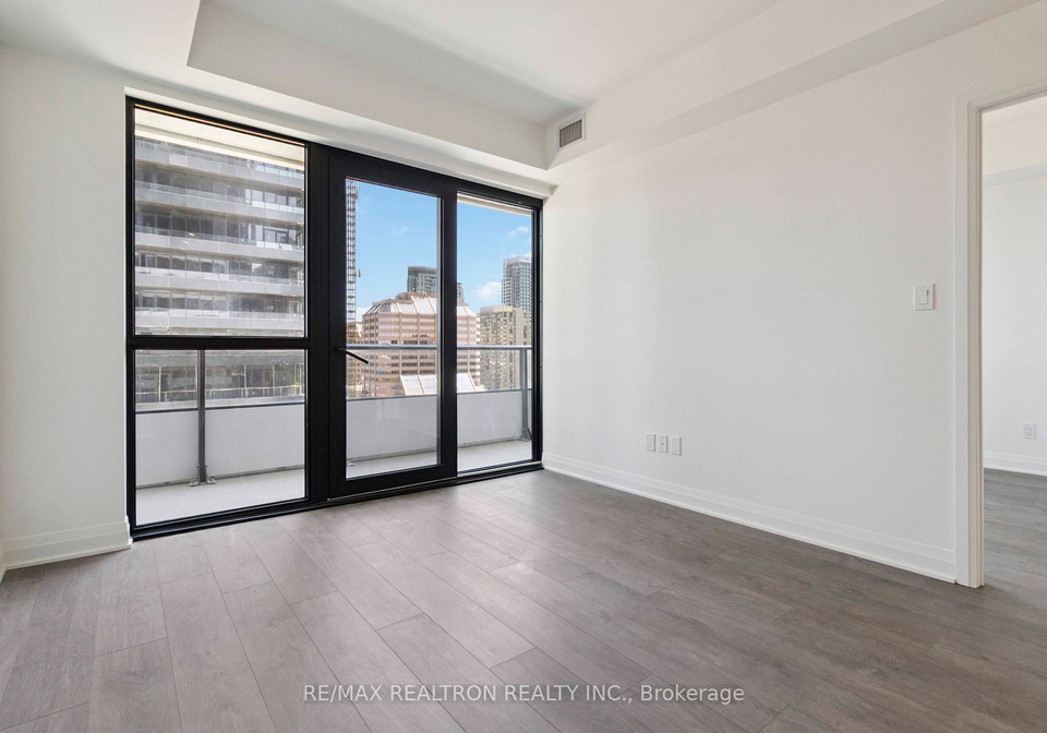 4015-the-exchange-na-mississauga-ontario-w12303843