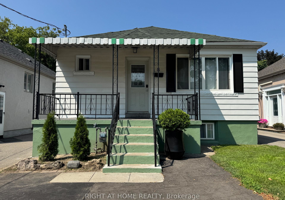 8-culnan-avenue-etobicoke-ontario-w12303911