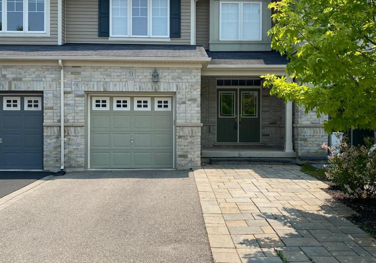 2019-trawden-way-oakville-ontario-w12304279