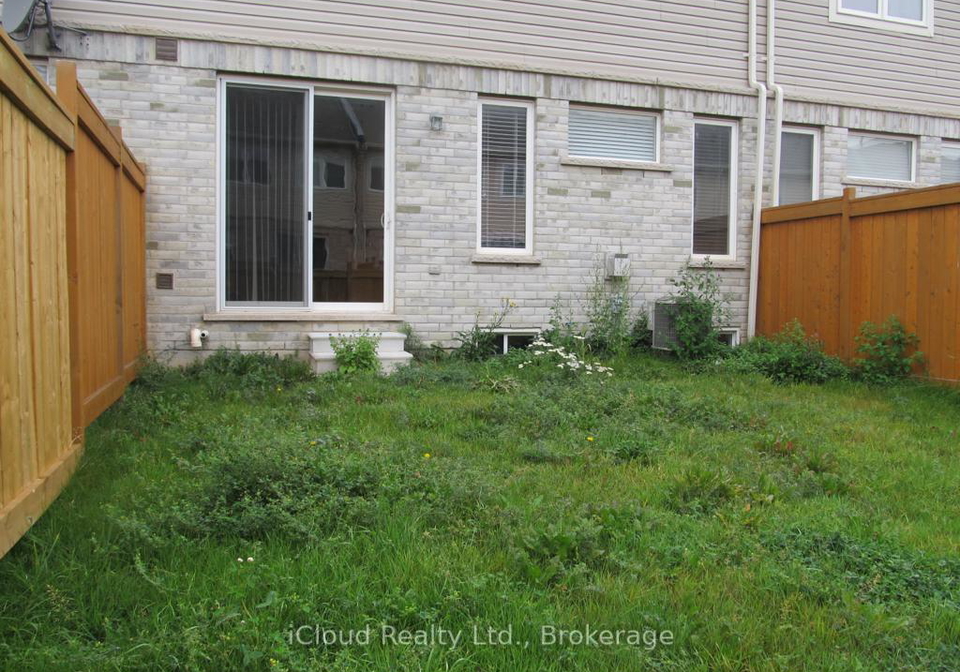 2019-trawden-way-oakville-ontario-w12304279