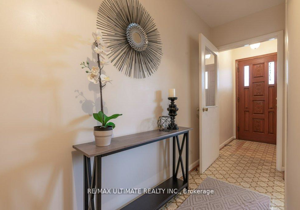 28-lacey-avenue-toronto-ontario-w12304333