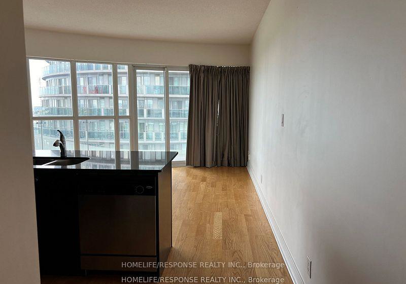 50-absolute-avenue-mississauga-ontario-w12304575