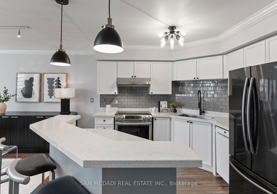 250-manitoba-street-etobicoke-ontario-w12304786