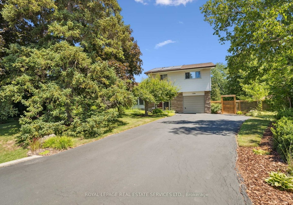 1324-elgin-crescent-oakville-ontario-w12304951
