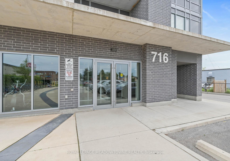 716-main-street-e-e-milton-ontario-w12305130