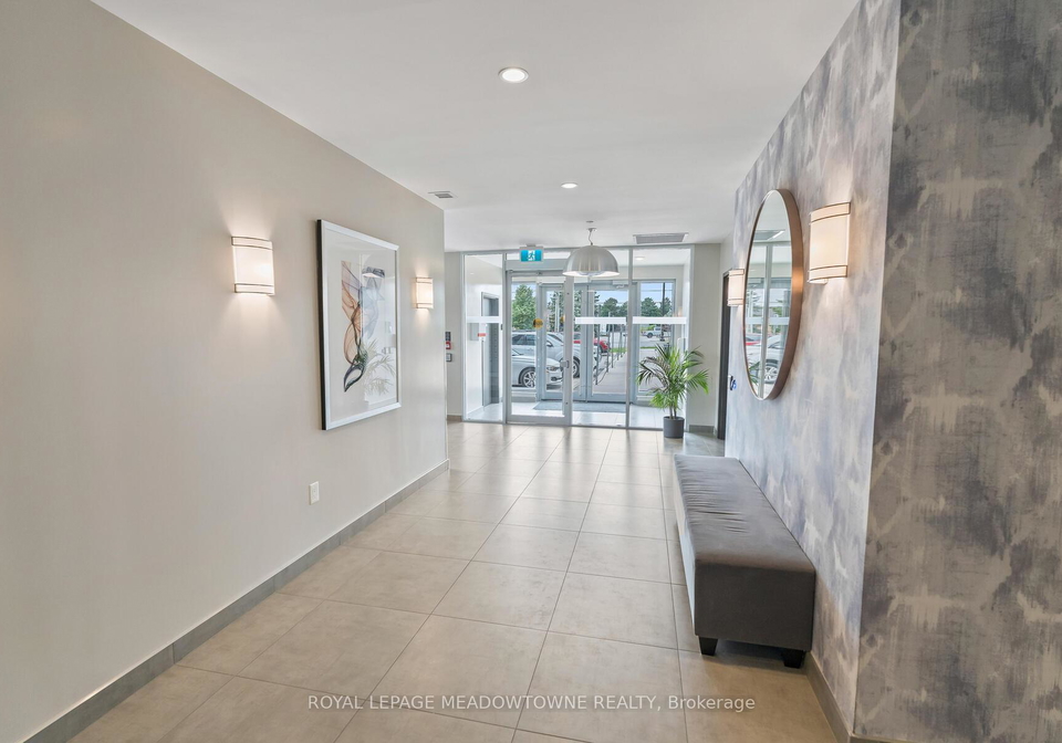 716-main-street-e-e-milton-ontario-w12305130