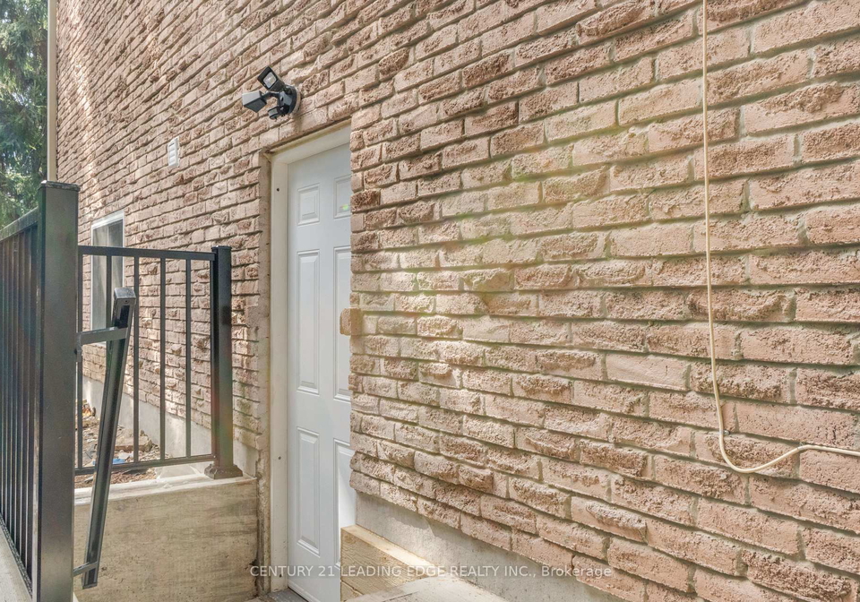 908-bexhill-road-mississauga-ontario-w12305199