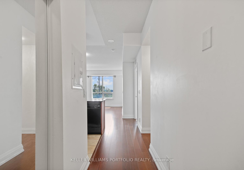 1070-sheppard-avenue-w-w-york-ontario-w12305218
