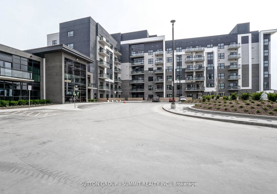 102-grovewood-common-oakville-ontario-w12305220