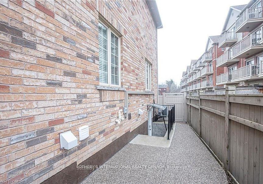 5622-lucy-drive-mississauga-ontario-w12305404