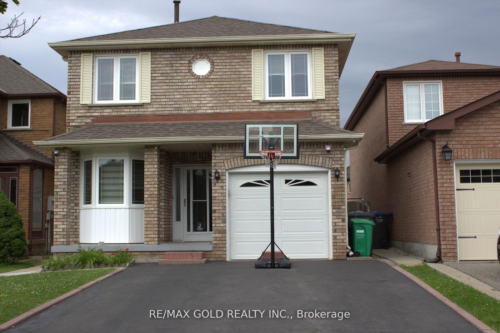 14-kentucky-drive-brampton-ontario-w12305874