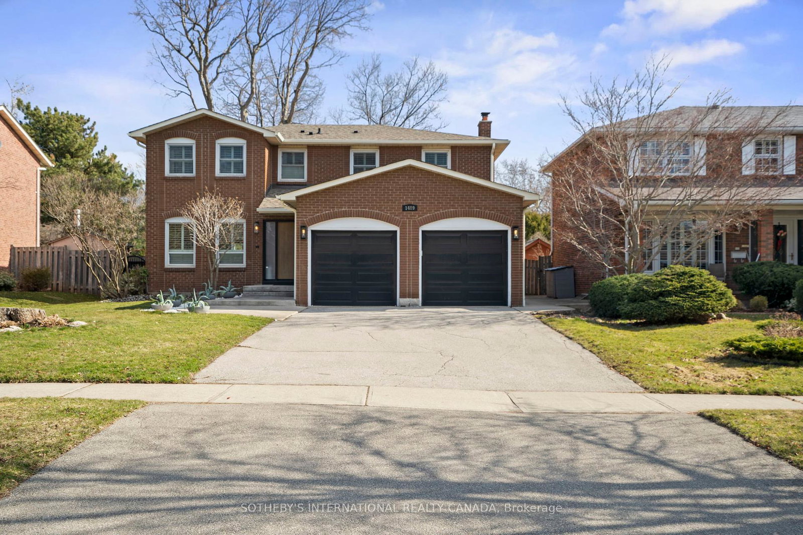 1489-jasmine-crescent-oakville-ontario-w12306037