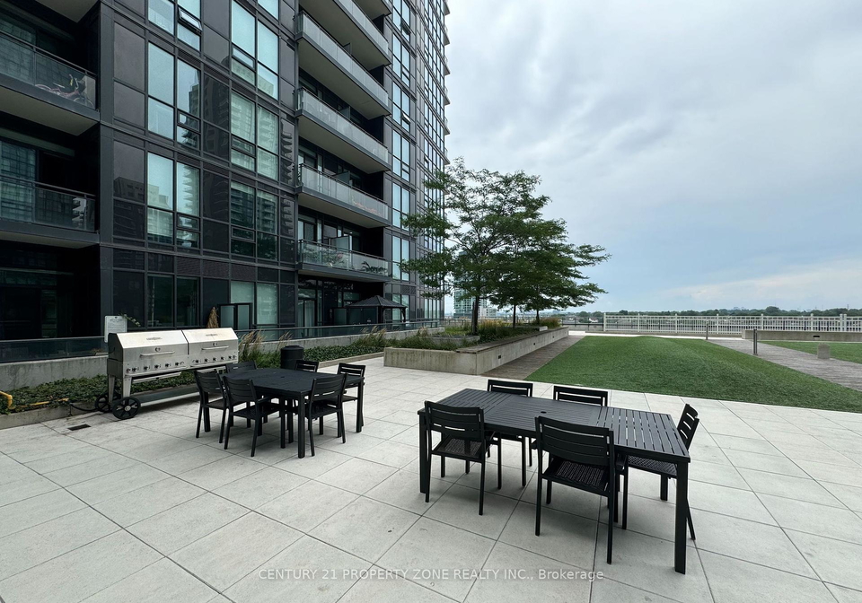 510-curran-place-mississauga-ontario-w12306090