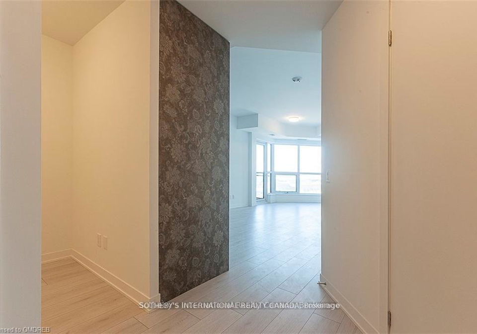405-dundas-street-oakville-ontario-w12306268
