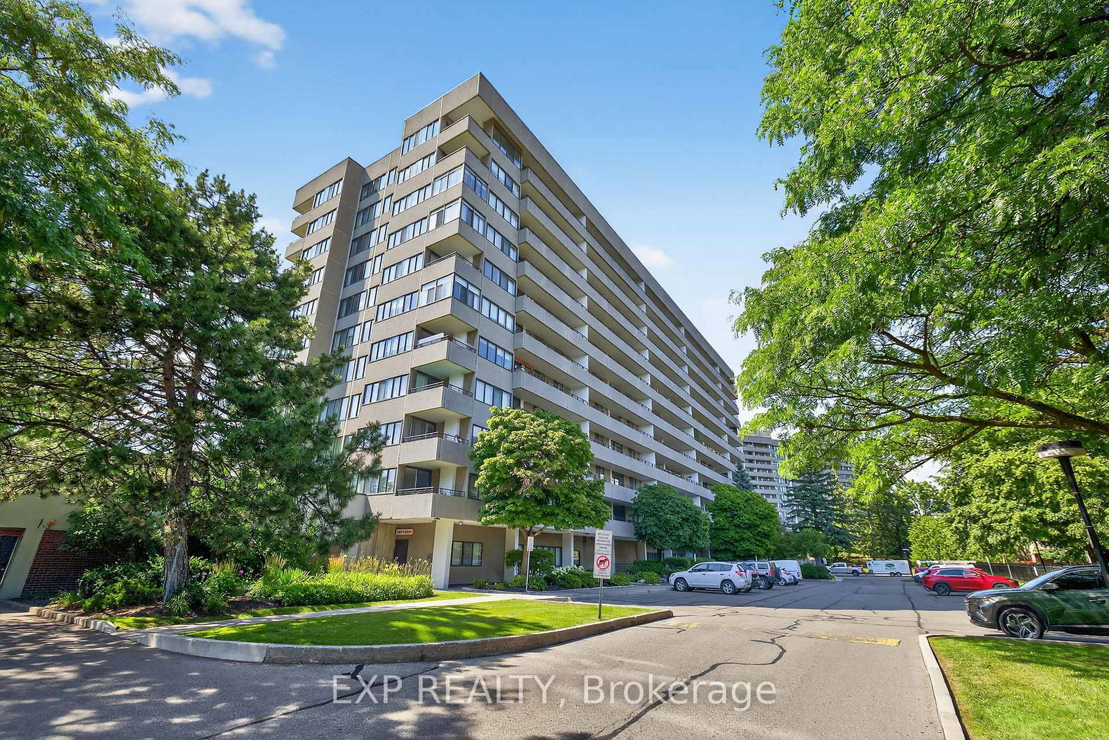 1320-valley-boulevard-mississauga-ontario-w12306293
