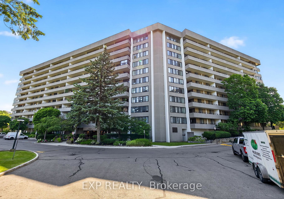 1320-valley-boulevard-mississauga-ontario-w12306293